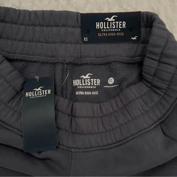 Hollister Shorts - Picture 3 of 4